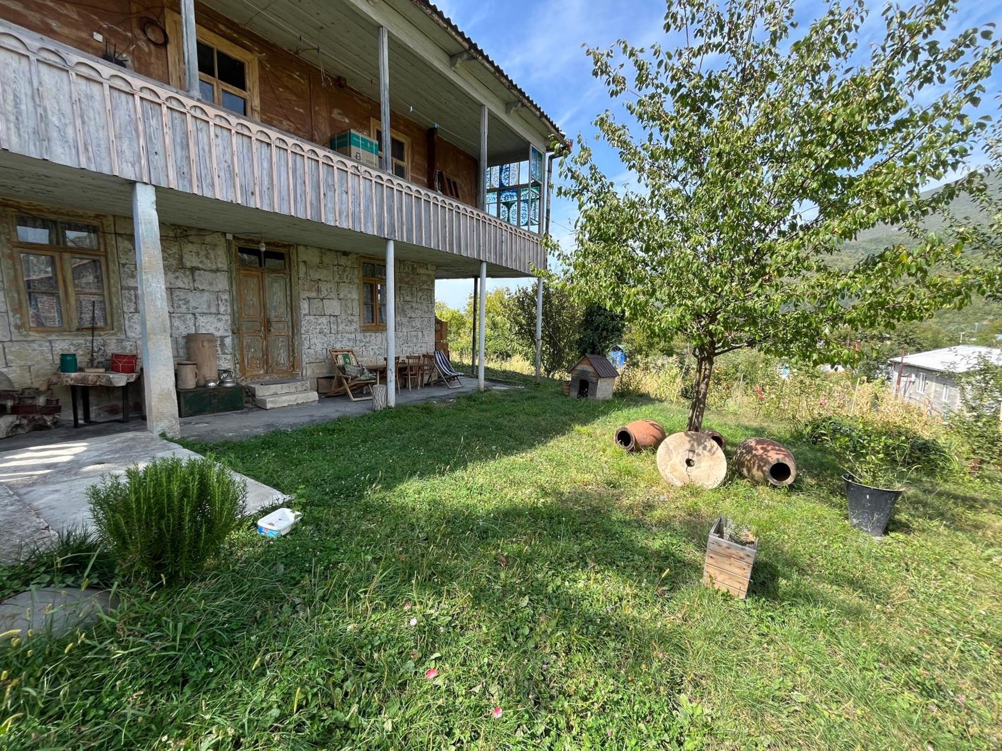 Old House In Racha - Ძველი Სახლი Რაჭაში Apartment Ambrolauri Exterior photo